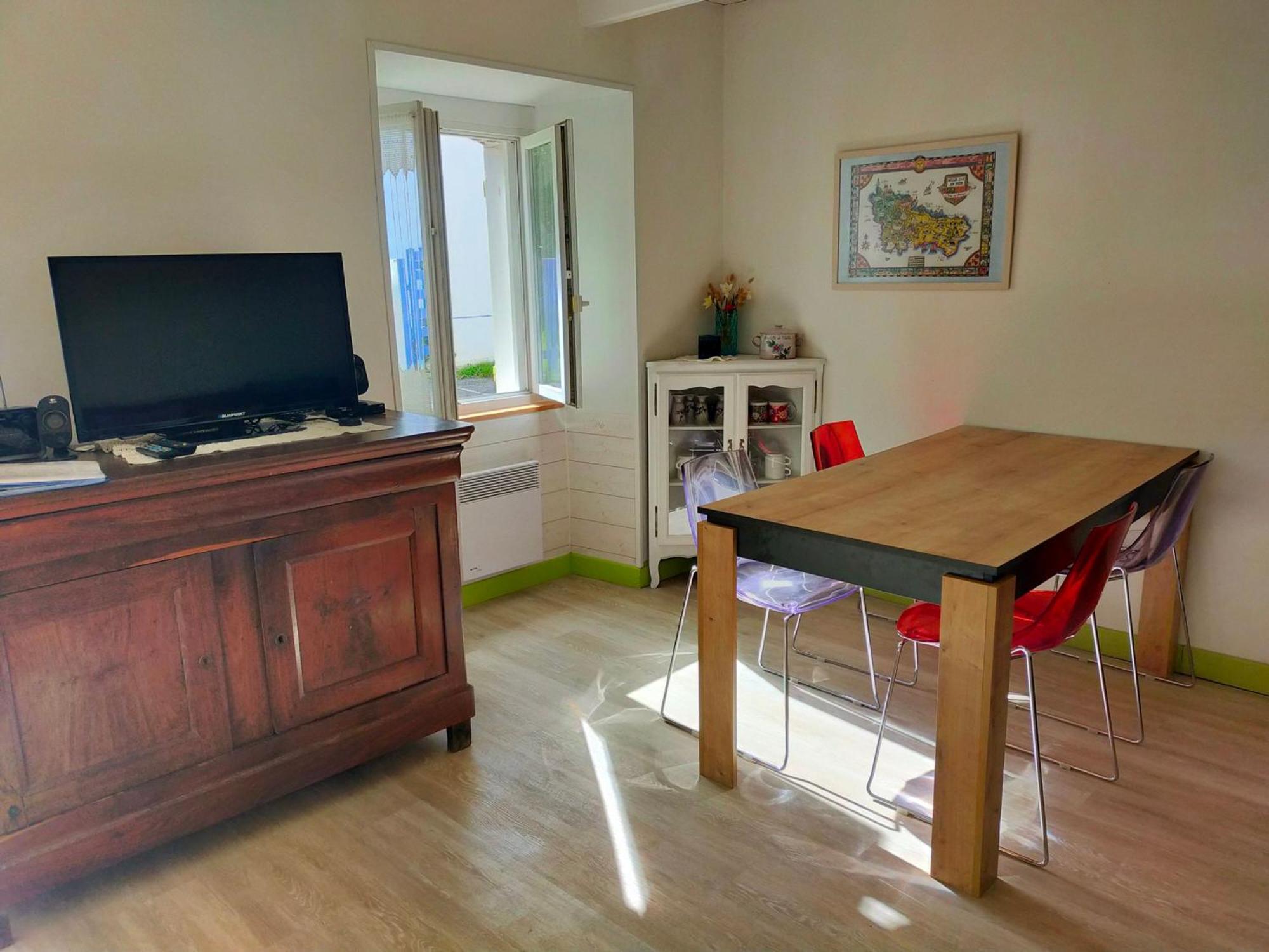 Maison Cosy Avec Jardin, Centre De Sauzon, 200M Du Port, 3 Chambres, Wifi, Terrasse Et Barbecue - Fr-1-418-211 Buitenkant foto